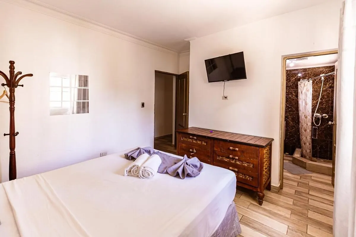 Hotel Las Rosas De 푼타 카나 0*,